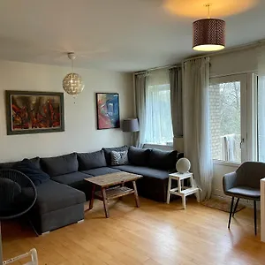 https://lejlighed-med-udsigt-til-frederiksberg-have.copenhagenhotelselect.com